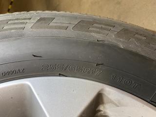Hjul Bridgestone - Bridgestone 255/65-R17 | Blinto auktioner