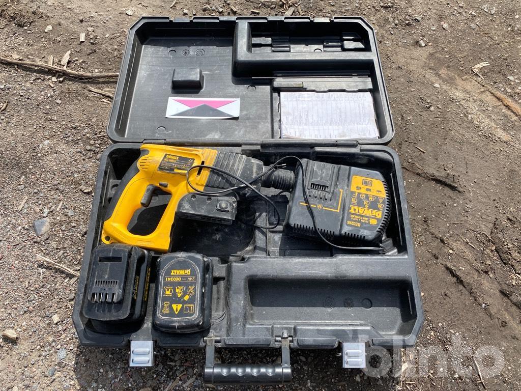 Dewalt dw005 discount