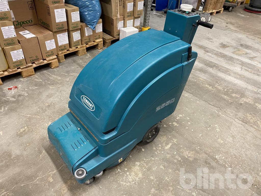Städmaskin TENNANT 2550 Blinto