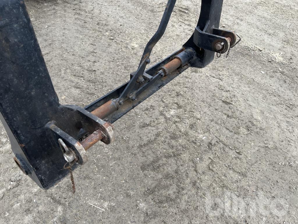 Adapter - Trepunkts adapter till stora BM | Blinto auktioner