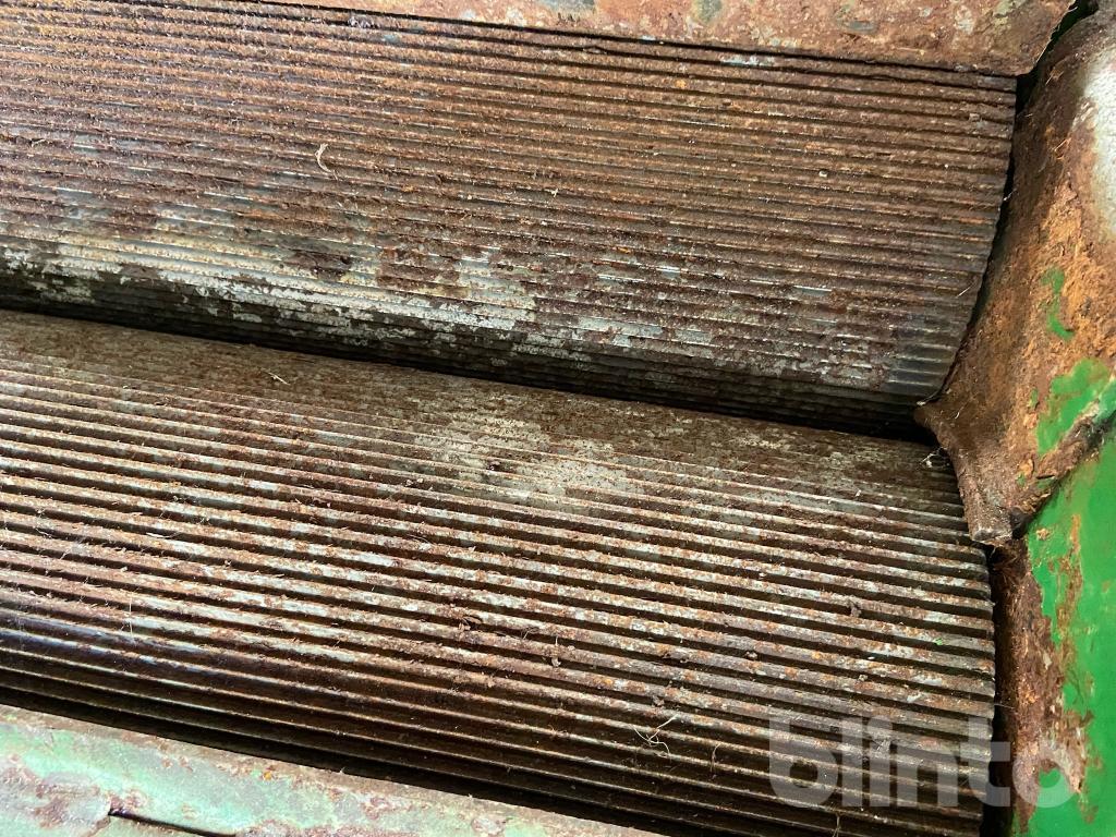 Corn Cracker John Deere Blinto