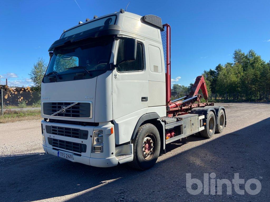 Lastväxlarbil - Volvo FH 12 | Blinto auktioner