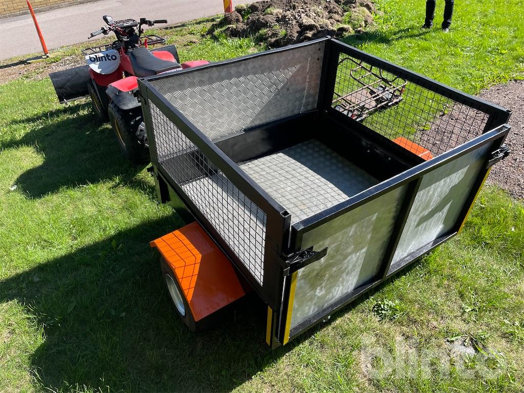 fyrhjuling-med-vagn-suzuki-blinto-auktioner