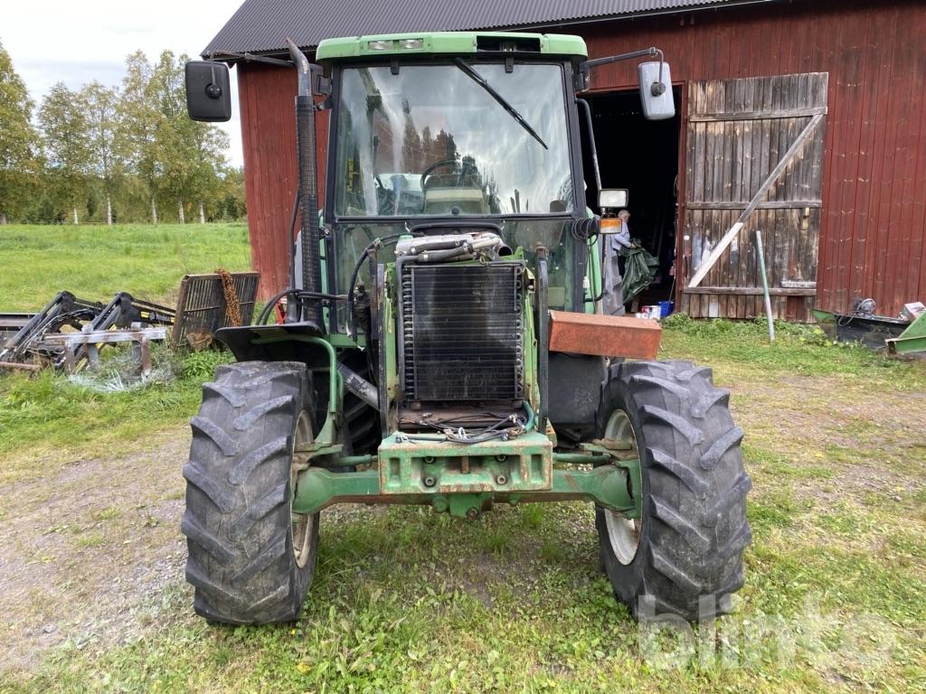 Traktor John Deere 6300