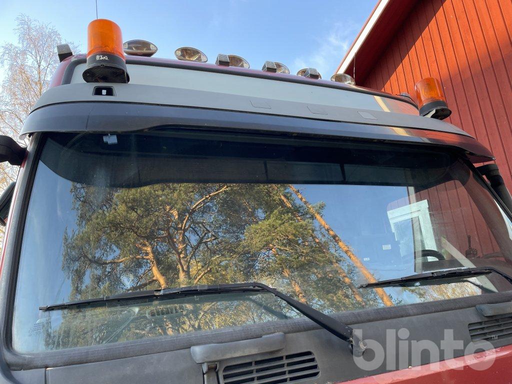 Lastväxlare Volvo FM 12 420 med multilift
