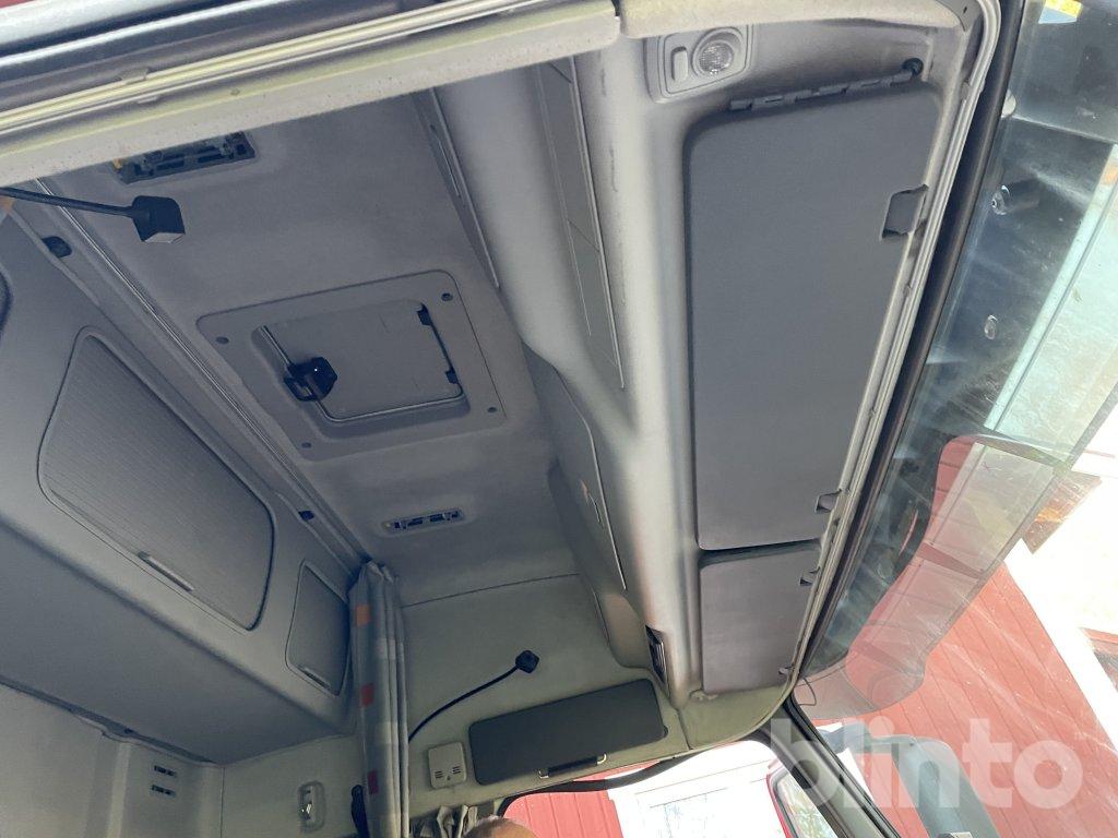 Lastväxlare Volvo FM 12 420 med multilift