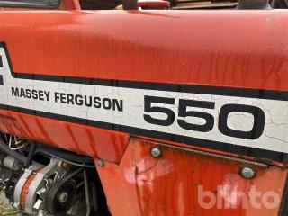 Massey Ferguson 550 - Juneporten