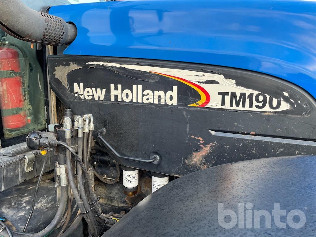 Traktor NEW Holland TM 190