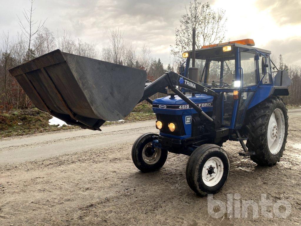 Traktor+lastare Ford 4610 TYP 2 med Bergsjöverken 912-H