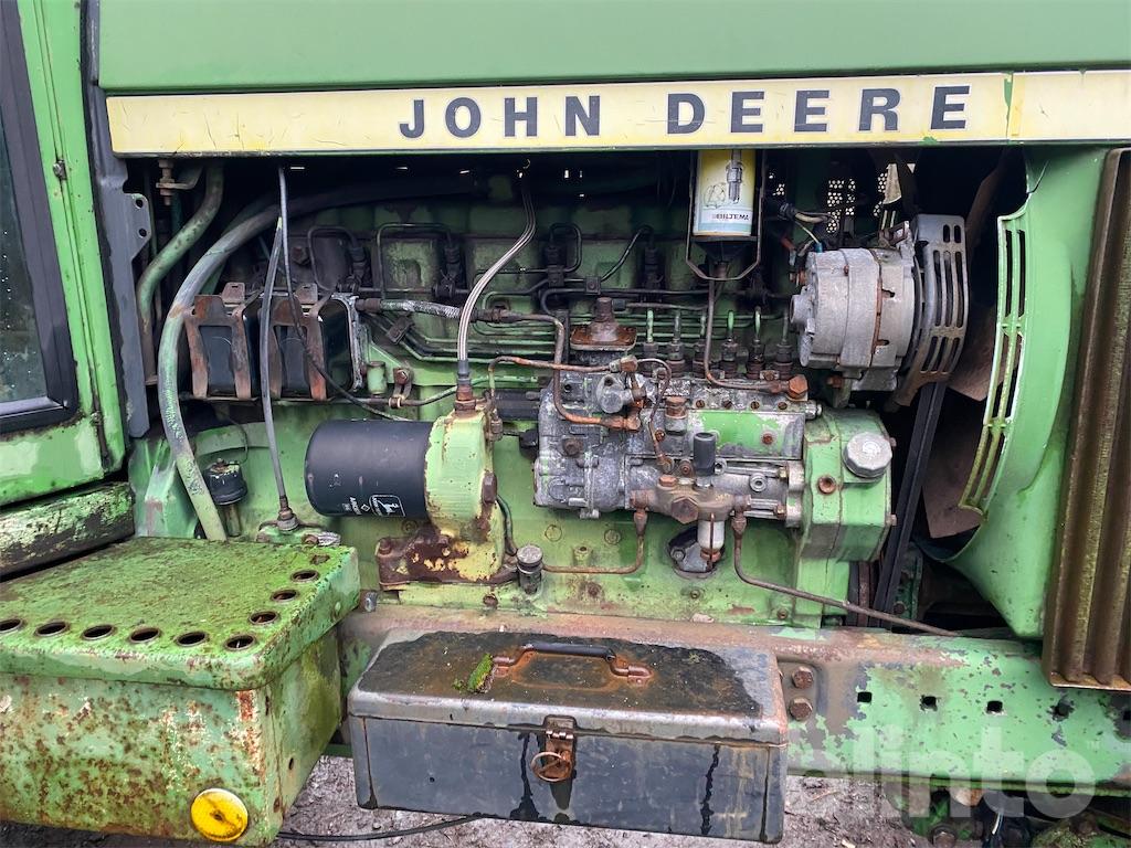 Traktor John Deere 4430