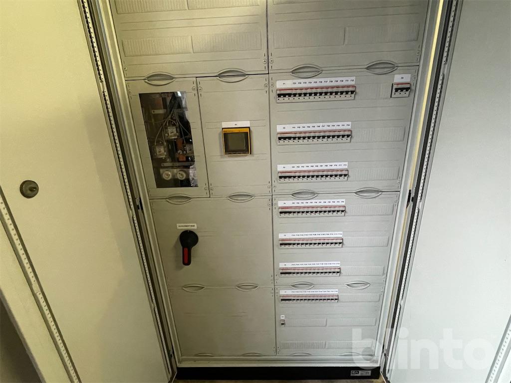 Elskåp med brytare - Abb TG412G | Blinto auktioner