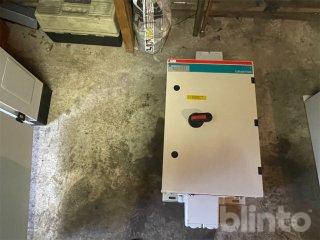 Elskåp med brytare - Abb TG412G | Blinto auktioner