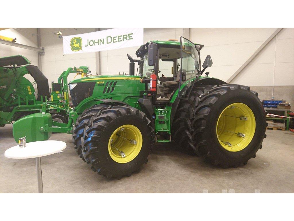 Traktor John Deere 6215 R