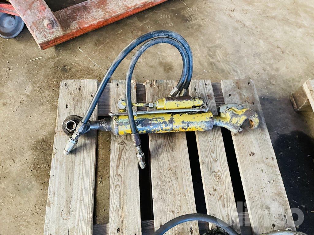 Tryckstänger - 2 st Hydrauliska | Blinto auktioner