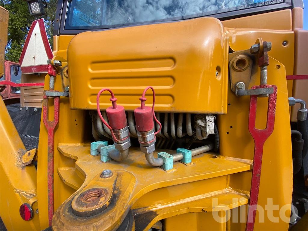 Traktorgrävare Hydrema 928 D