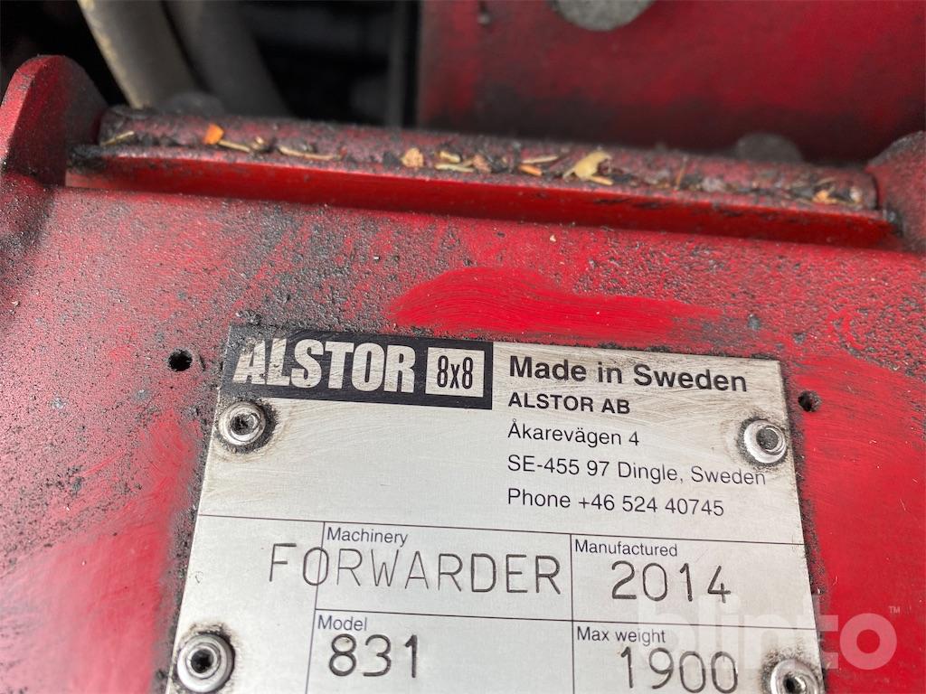 Miniskotare Alstor 831 8x8