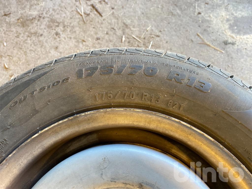 Hjul - Formula 175/70 R13 | Blinto auktioner