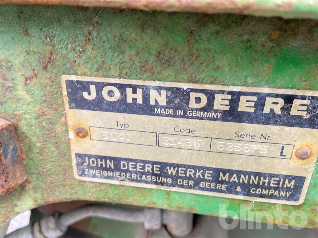 Traktor John Deere 2140 XE serie