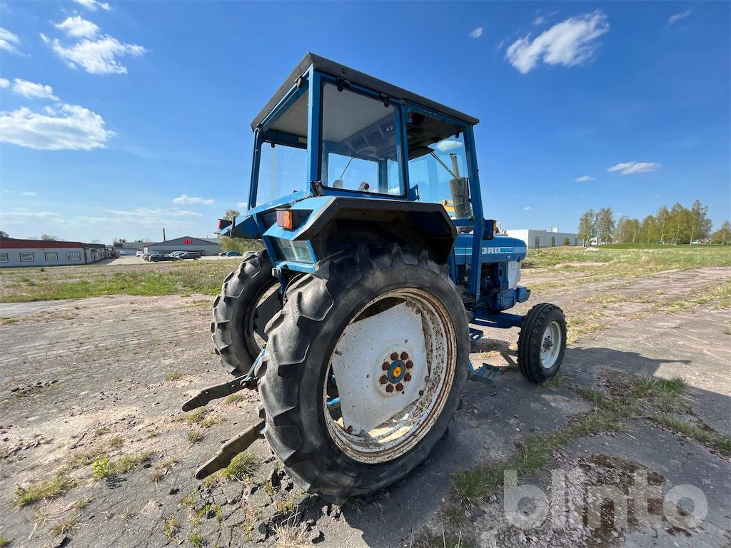 Traktor FORD 5610