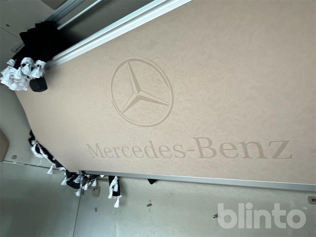 Flakbil / Bodbil Mercedes-Benz Actros 2551