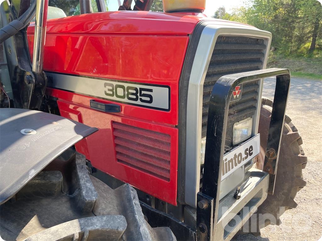 Traktor MF 3085 4WD
