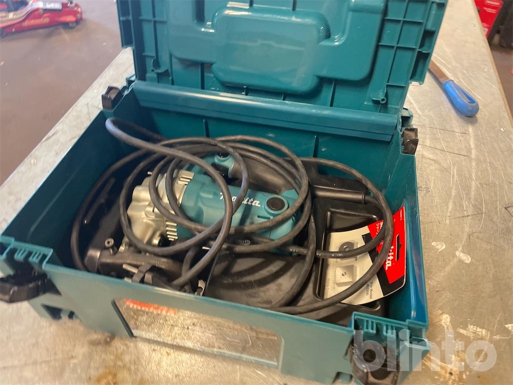 Makita JS3201 Metall-Schere – 710 Watt, Für Stahl, Edelstahl & Aluminium, Leise & Leicht Mit 3,4 Kg, Inkl. Werkzeugaufbewahrung