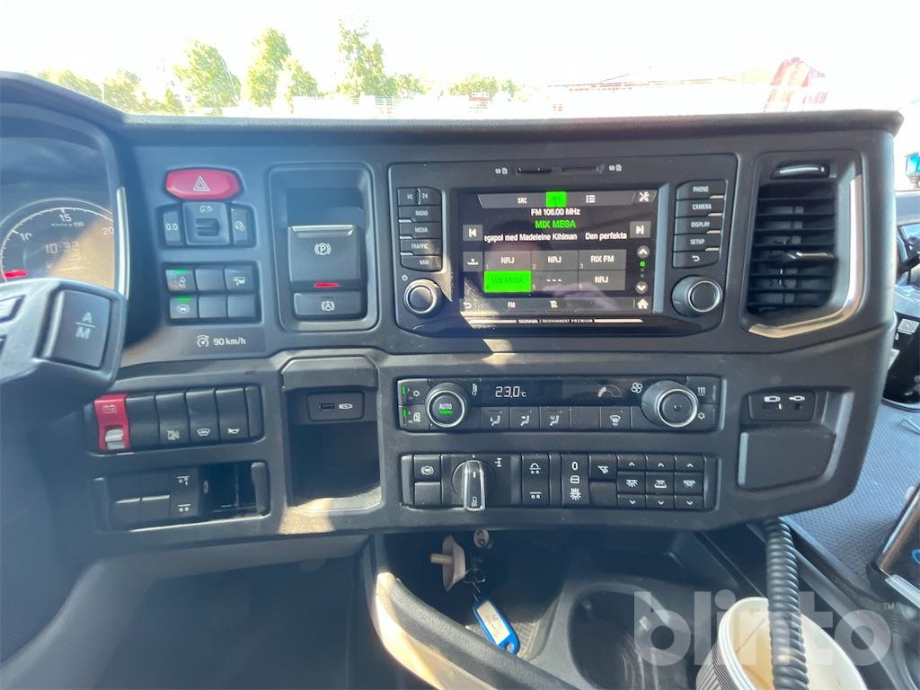 Lastbil chassi Scania R450 6X2*4NB