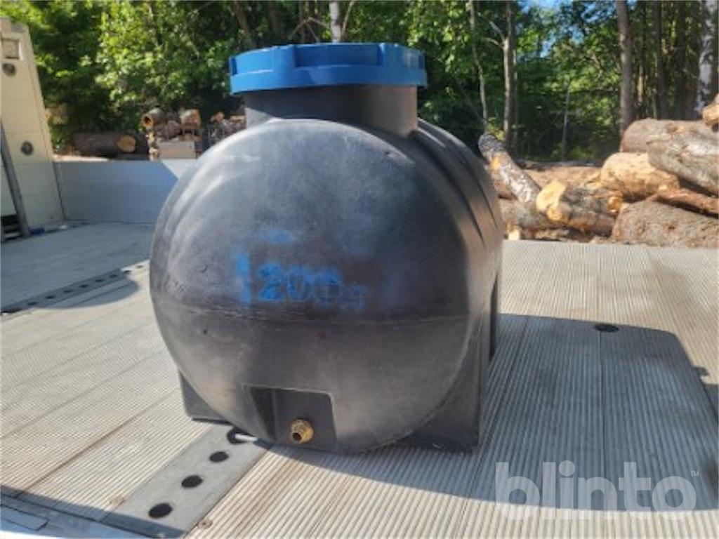 Vattentank Polyetentank 200 liter, svart liggande rund - NY