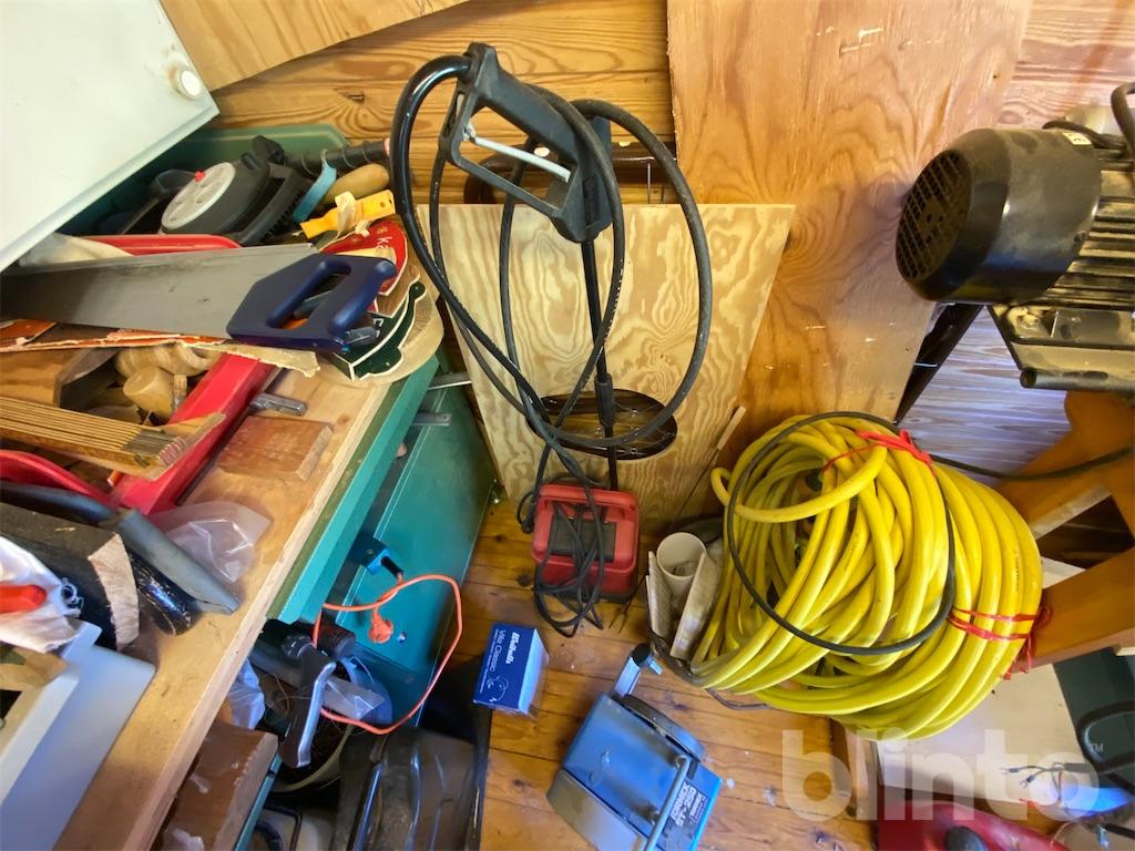 Full verktygs bod Gräsklippare, motorsåg, slip, bandsåg , svarv
