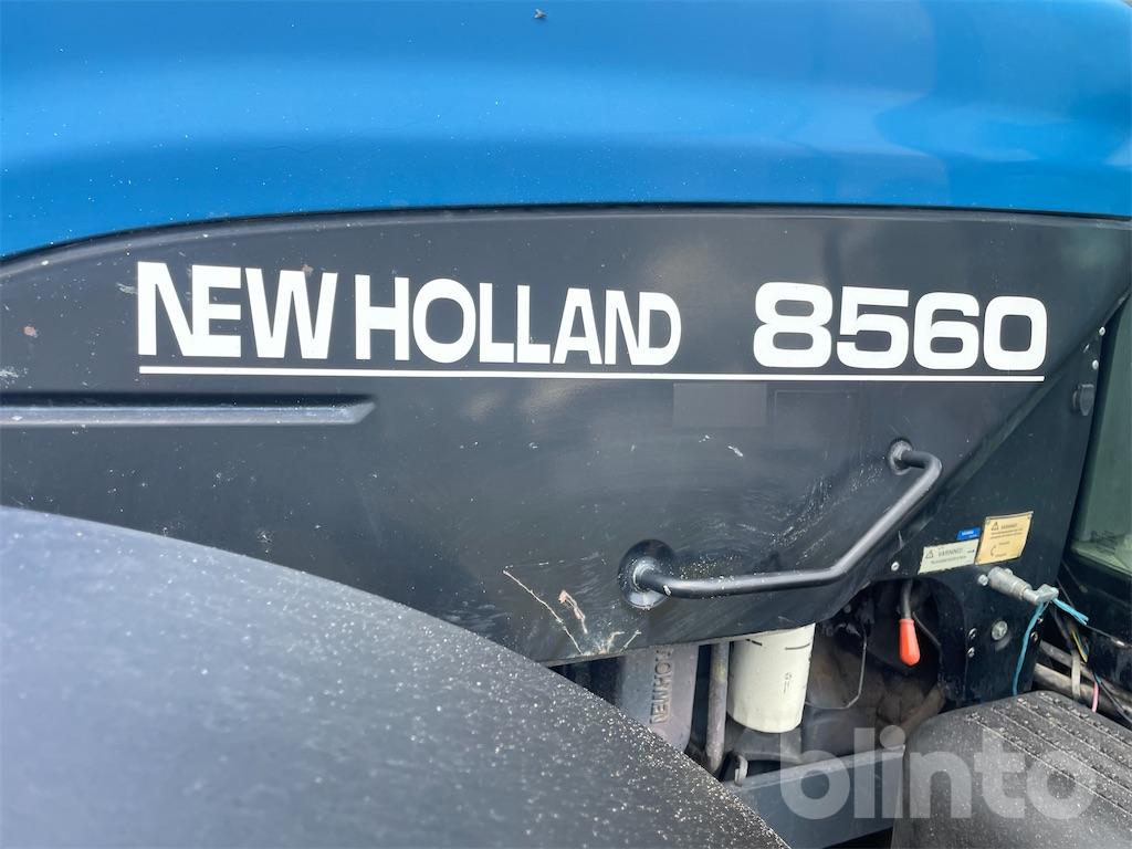 Traktor NEW HOLLAND 8560 4 WD
