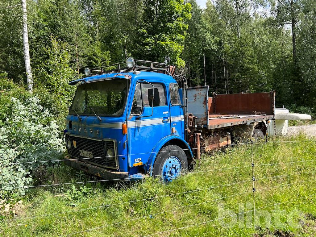 Lastbil med kran Volvo f86