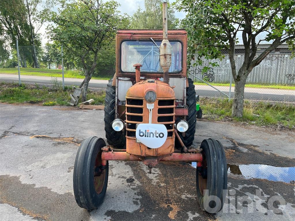 Traktor BM VOLVO 350