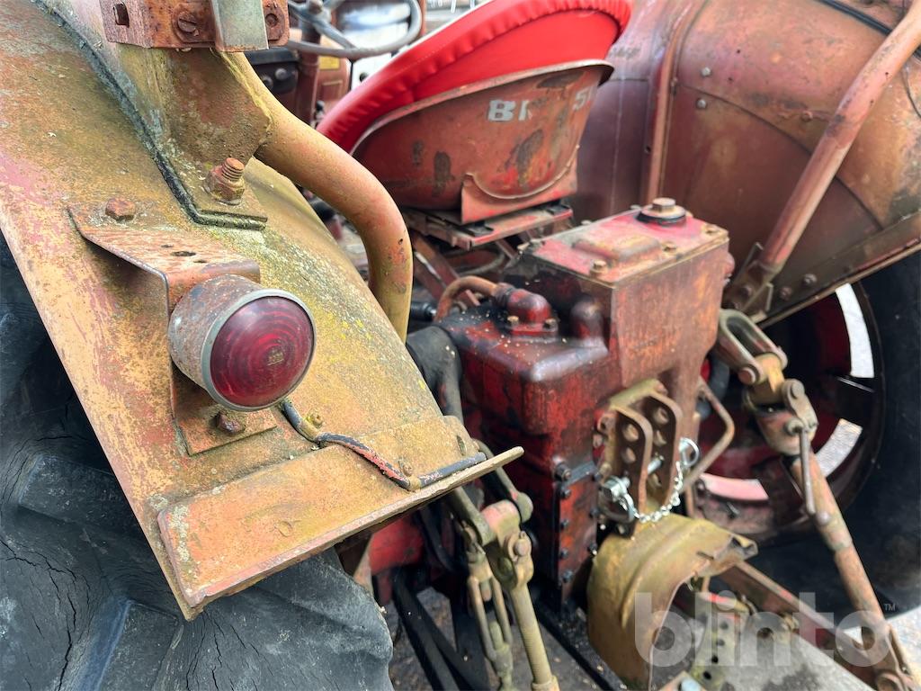 Traktor BM VOLVO 350