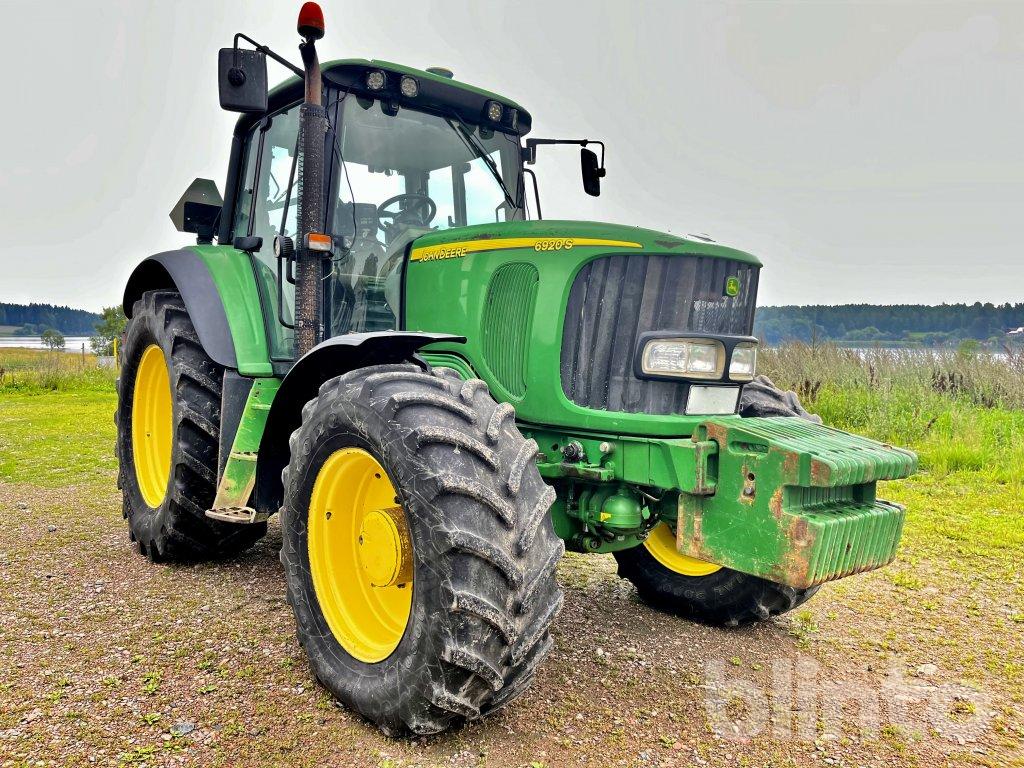 Traktor JOHN DEERE 6920 S
