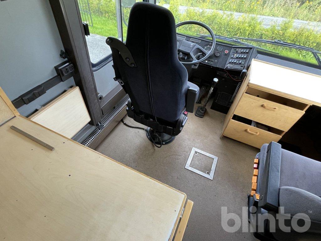 Bokbuss/Husbil Scania K113