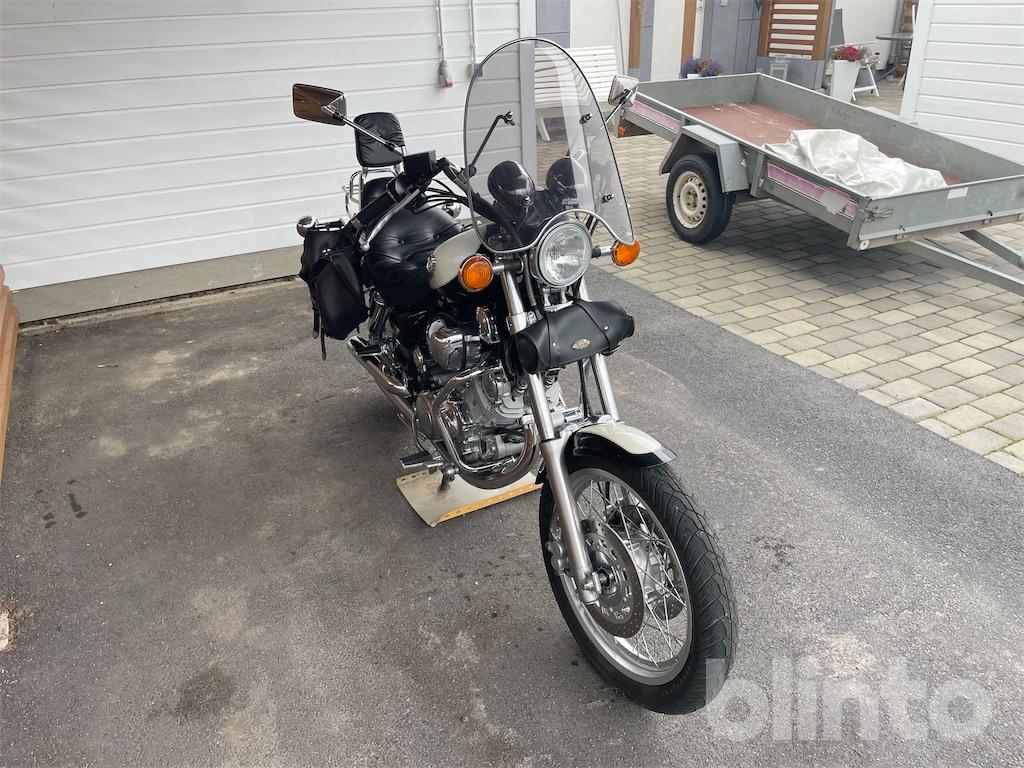 Motorcykel/Moped YAMAHA 1100 VIRAGO