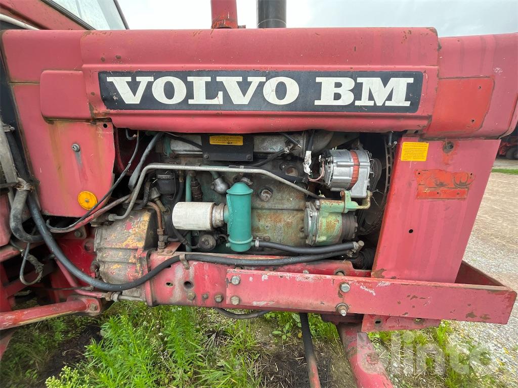 Traktor VOLVO-BM T 700 Reparationsobjekt