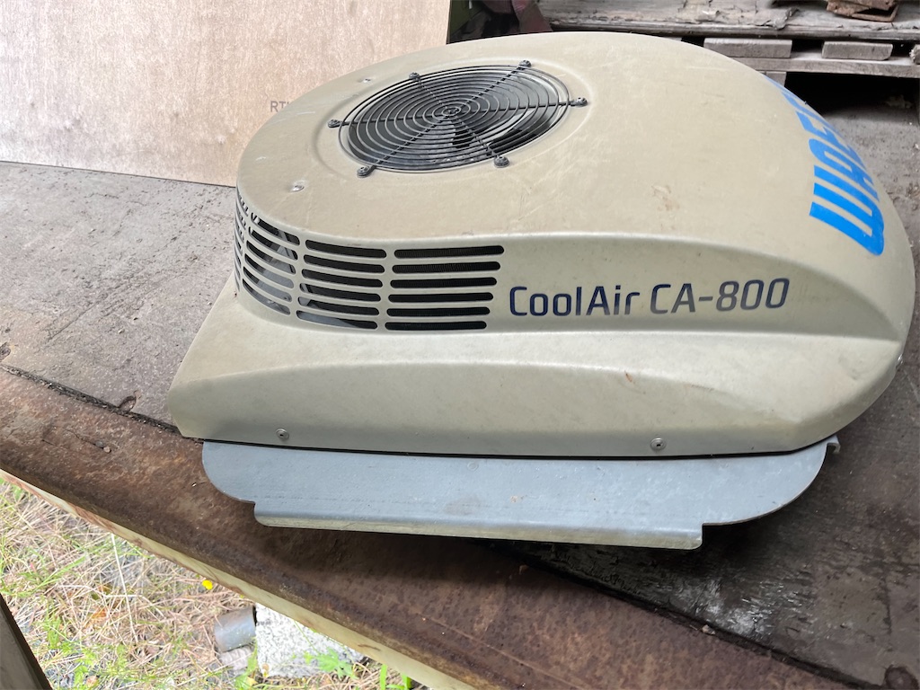 Takmonterad AC WAECO Coolair CA-800