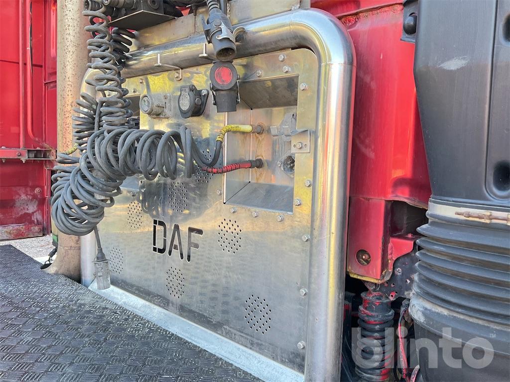 Dragbil DAF FTS 95430S