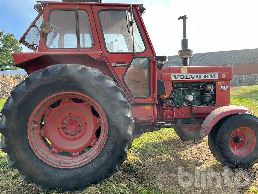 Traktor VOLVO-BM T 700 Turbo
