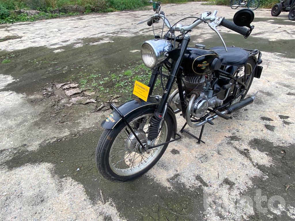 Motorcykel TZ TYPHOON