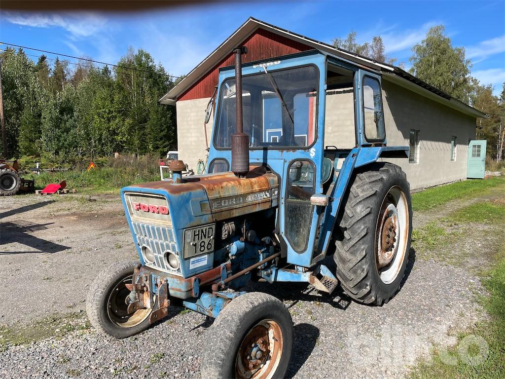 Traktor Ford 4000