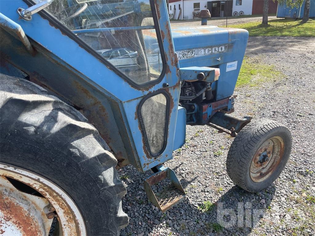 Traktor Ford 4000