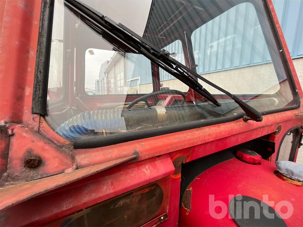 Traktor VOLVO-BM T 430