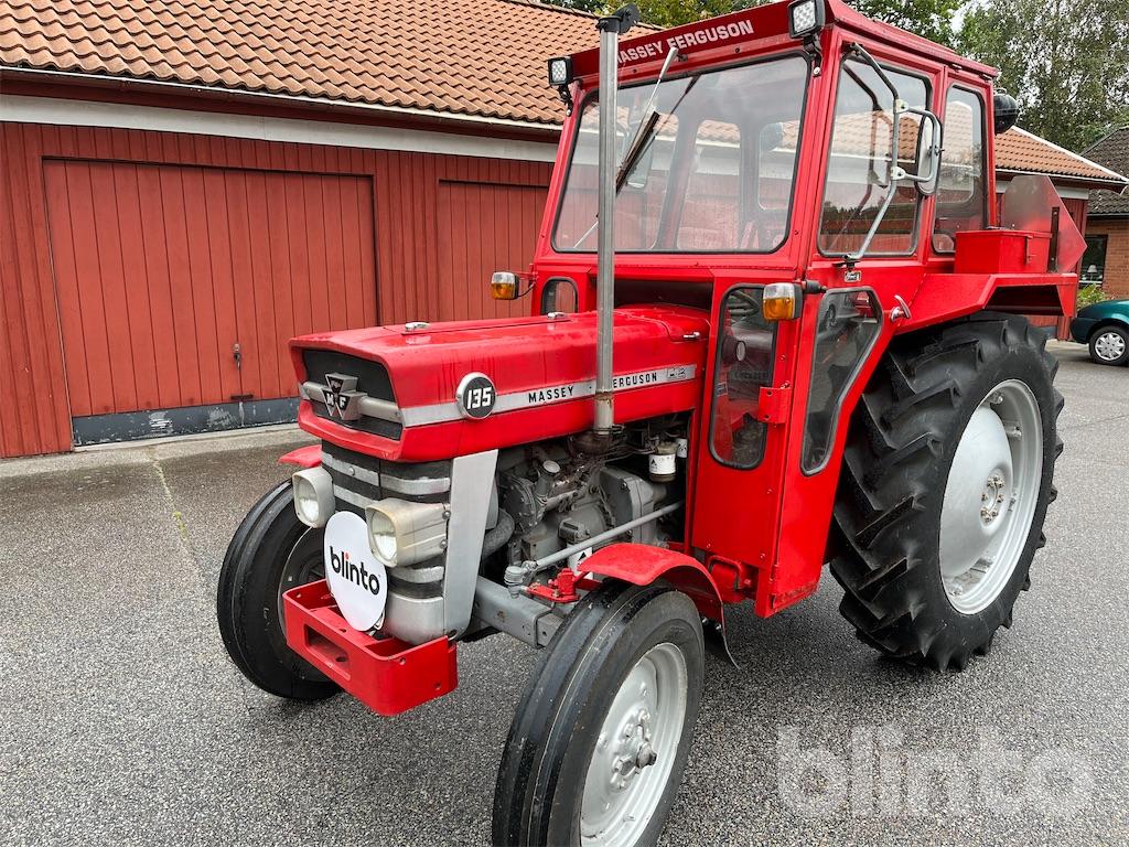 Traktor MF 135 SPECIAL 8-VX