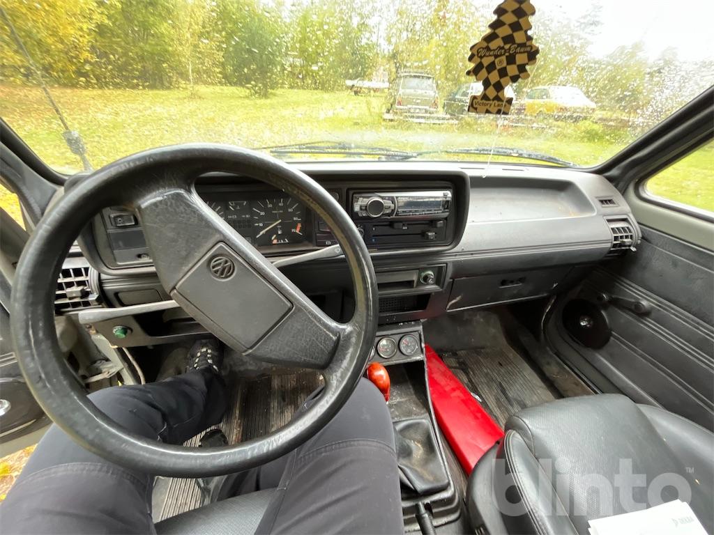 Pickup VW Caddy Nybesiktigad