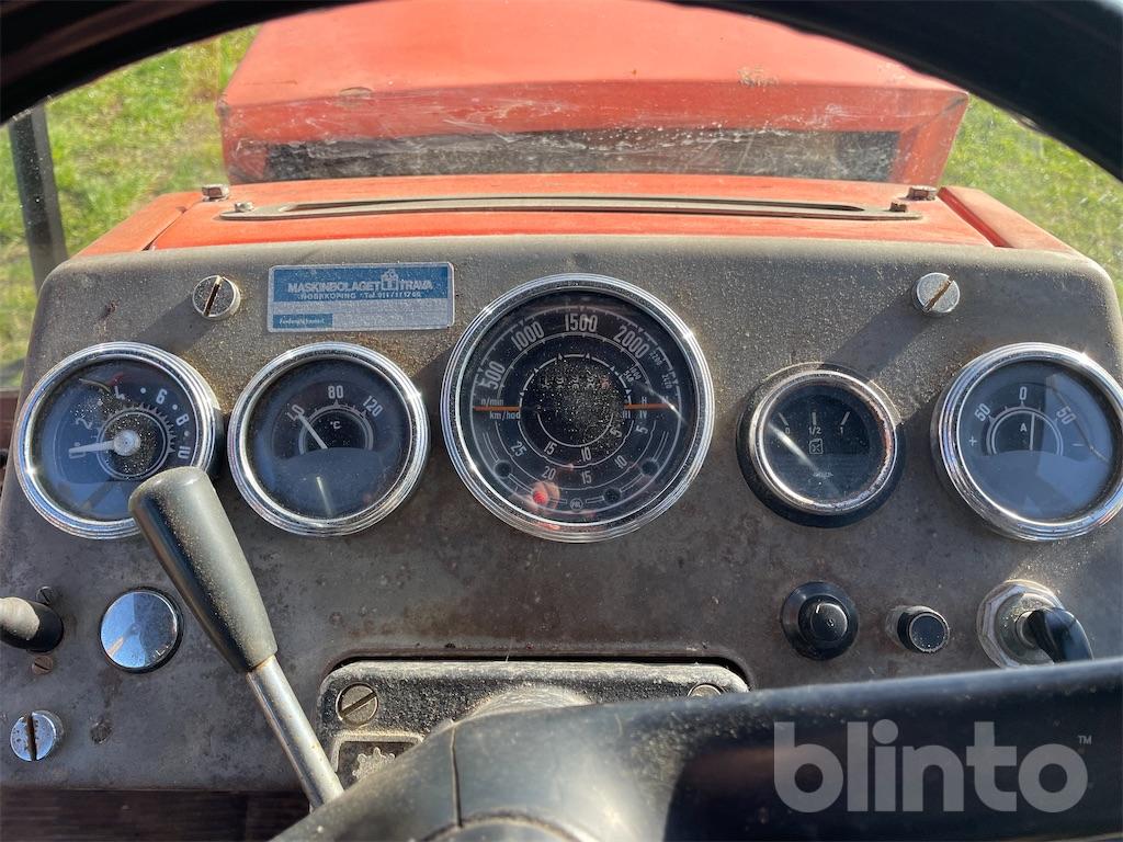 Traktor ZETOR 8011
