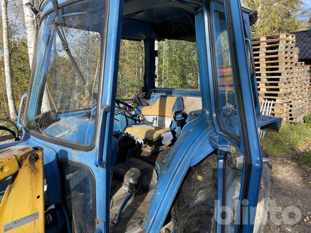 Traktor med lastare Ford 3600 Trima 810