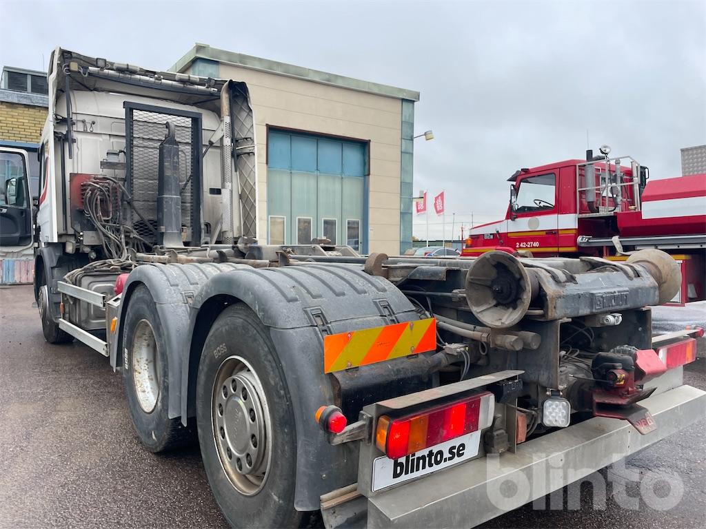 178113 Lastbil - SCANIA P400LB6X2*4HNA | Blinto auktioner