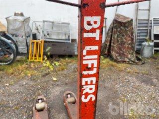 Pallyft Palldragare BT L 2000 Blinto Auktioner Pallyft Palldragare BT L 2000 Blinto Auktioner